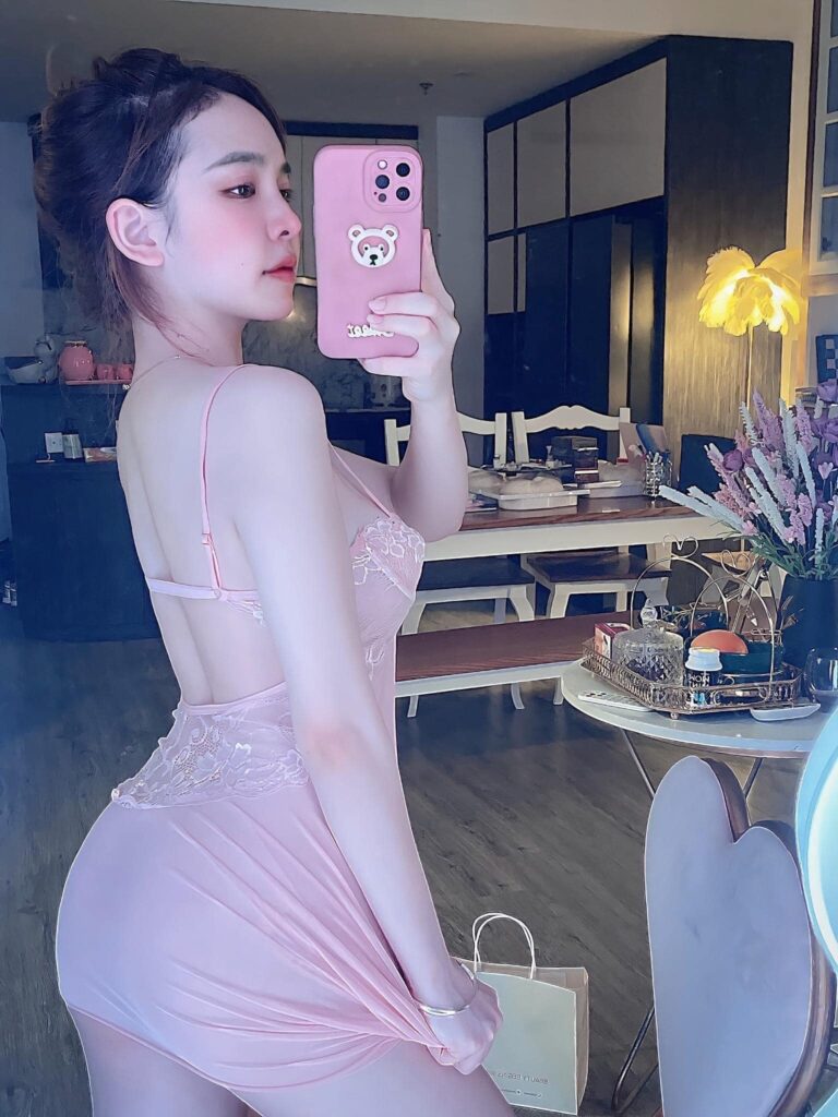 Gái Xinh Mặc Quần Vẻ Đẹp Vượt Mọi Thời Đại Của Người Phụ Nữ Việt Và Những Bí Ẩn Đằng Sau Nét Quyến Rũ Riêng Biệt